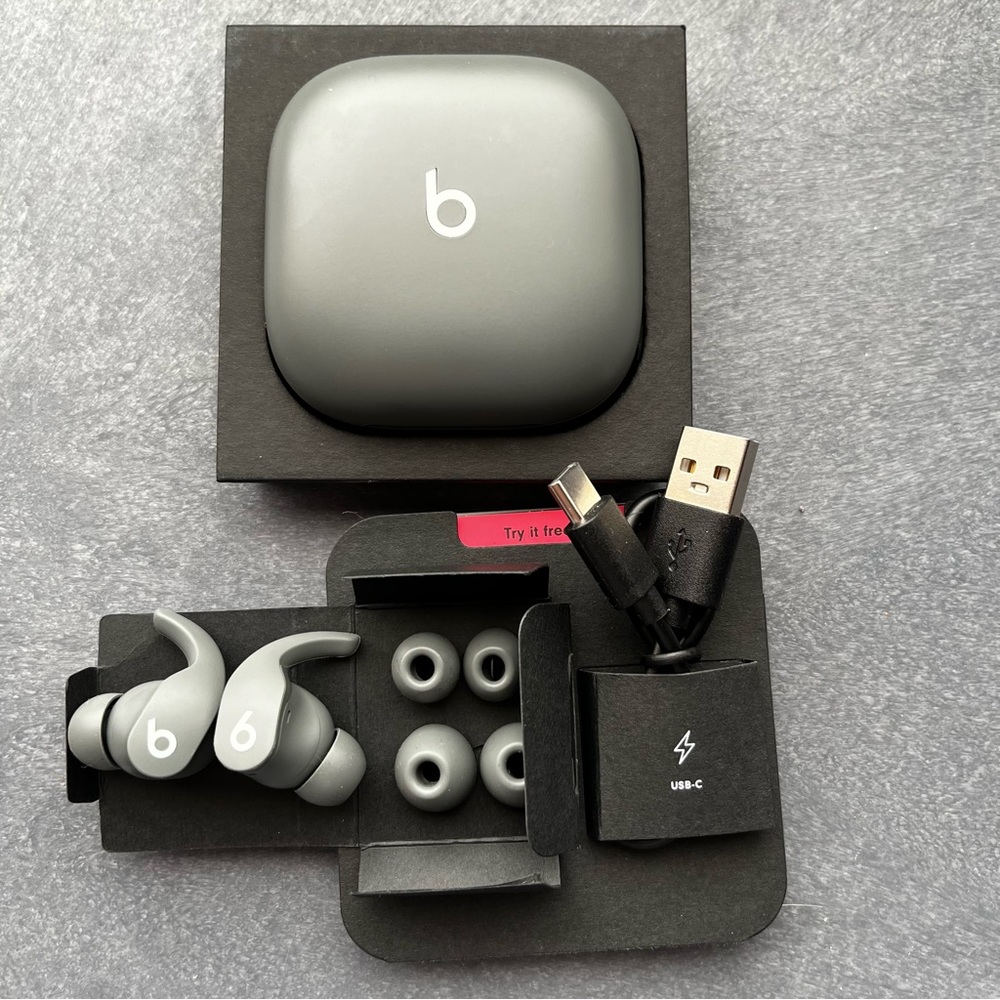 Beats Fit Pro wireless earbuds - Sage/gray